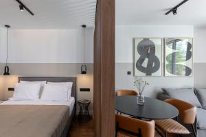 The Athenians Art Apartments