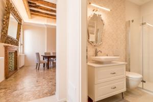 Doges Mirror & Stair @Frari