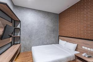 LOA Living Solo Baru