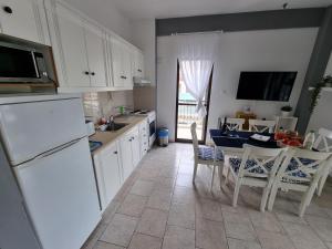 Lucas Lux Flogita apartment