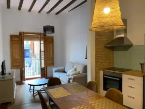 Casa Moner Loft edifici històric centre medieval de Castelló - Vilanova de la Muga