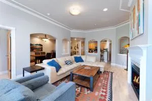 Mears House Unit 3H - Hesperus