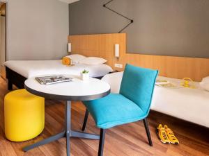 Hotels ibis Hyeres Centre : photos des chambres