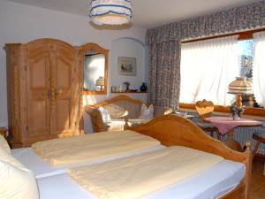 Studio - Zahmer Kaiser room in Gästehaus Gamsei