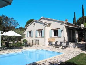 Maisons de vacances Holiday Home Le Clos des Oliviers - CAE140 by Interhome : photos des chambres