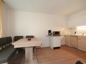 Apartment Alpenrose-1 by Interhome