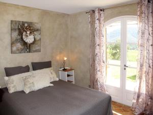 Maisons de vacances Holiday Home Le Mas de la Roche - LML120 by Interhome : photos des chambres