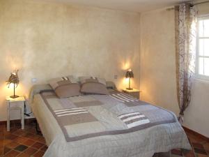 Maisons de vacances Holiday Home Le Mas de la Roche - LML120 by Interhome : photos des chambres