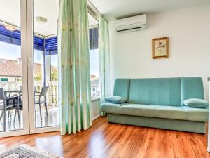 Apartment File-4 by Interhome 