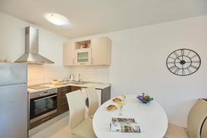 Apartment D&L 