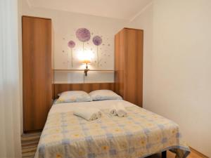 Holiday Home Gloria by Interhome