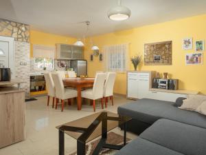 Holiday Home Mikac by Interhome