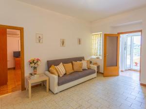 Holiday Home Erika by Interhome