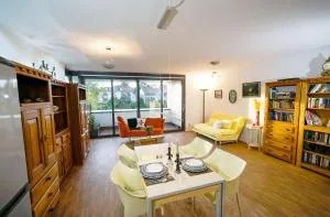 Mit Aufzug in die Ferienwohnung "Zum Ritter" und mit in der Nähe von Köln Stil übernachten - Esch