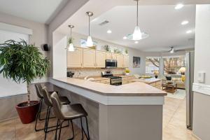 Sun City Grand Golf Course Gem with Pool, Spa and Cart