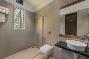 SaffronStays Casa Manga, Karjat - pet-friendly pool villa near NDs Film World and Saltt