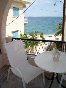 One-Bedroom Apartment with Balcony and Sea View