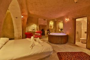 Cappadocia Eagle Cave Inn