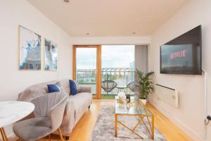 Deluxe City Centre Apt Balcony View and Free Parking