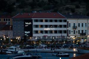 Boutique Hotel Bura 45N