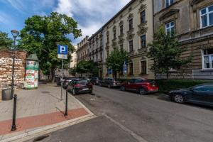 Beautiful Cracow Apartments by Cozyplace