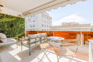 Stylish 1-Bedroom Apartment Close to Beaches