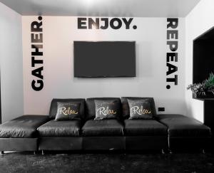 The Tudor Gathering - Events Groups - Up To 30 - Hot Tub