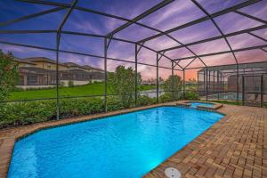 Holiday Home room in 8BR Luxury Mansion - Family Resort - Private Pool Hot Tub and Games Room!
