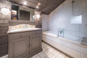 Chalets Madame Vacances Chalet Etienne : photos des chambres