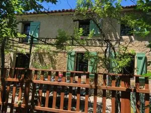 Gites de Montcabirol - Sénesse-de-Senabugue