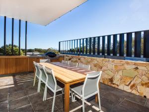Banksia I Absolute Beachfront