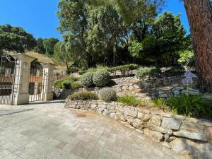 Villa Darius Belle et grande villa, piscine, clim, vue mer Cavalaire sur Mer