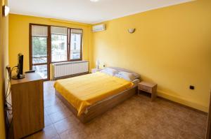 Апартамент Слънчев Ден