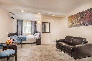 Studio Apartment room in Dyuny Zolotye Hotel