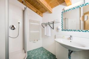 Double Room with Balcony room in Hotel Langeck