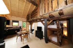 Chalets LES CHALOTS DE GERARDMER Gite 2 CLASSE 3 : photos des chambres