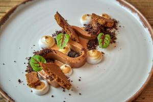 The Horse And Groom Inn