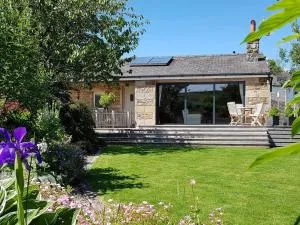 Stone Mouse Cottage - Newton