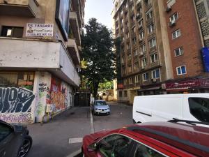 Deluxe Apartment room in Black and White Apartments