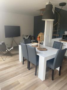 Hotels Hostellerie Normande : photos des chambres