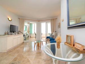 Apartment Orellana-5 by Interhome