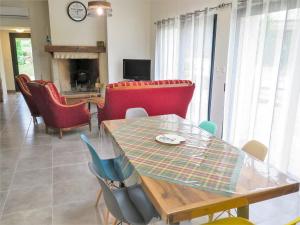 Maisons de vacances Holiday Home La Grange de Lacayrede by Interhome : photos des chambres