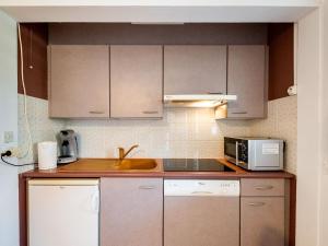 Appartements Apartment La Cote Fleurie-6 by Interhome : photos des chambres