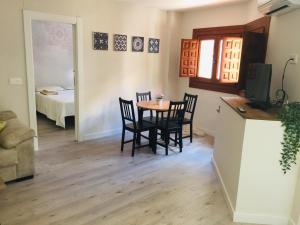PRECIOSO APARTAMENTO JUNTO A LA ALHAMBRA EN PLENO CENTRo