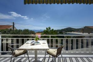 Studio Apartment with Balcony and Sea View room in Apartments Botica