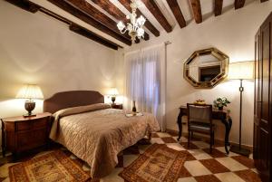 Anzolo Palace - Rooms & Apartments