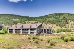 Two-Bedroom Apartment room in Copper Valley 202 condo