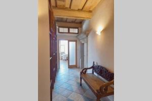 Renaissance Vintage Apartment A1