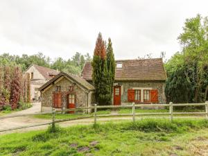 Maisons de vacances Dreamy Holiday Home in Raizeux with Terrace : photos des chambres