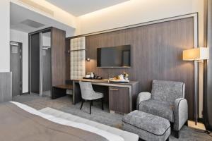 Congress Avenue Hotel